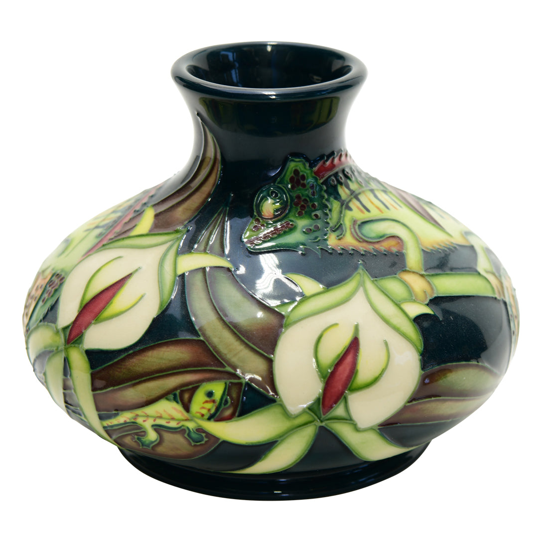 Amazonia vase