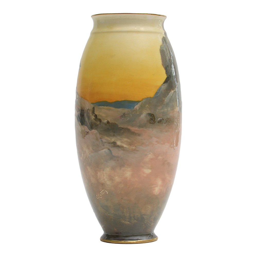 Vase Stalking Tigers