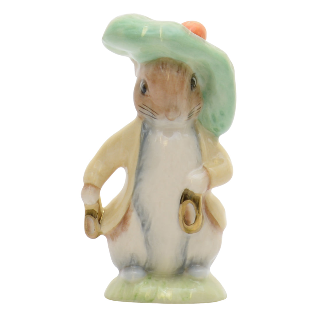 Benjamin Bunny sculpture