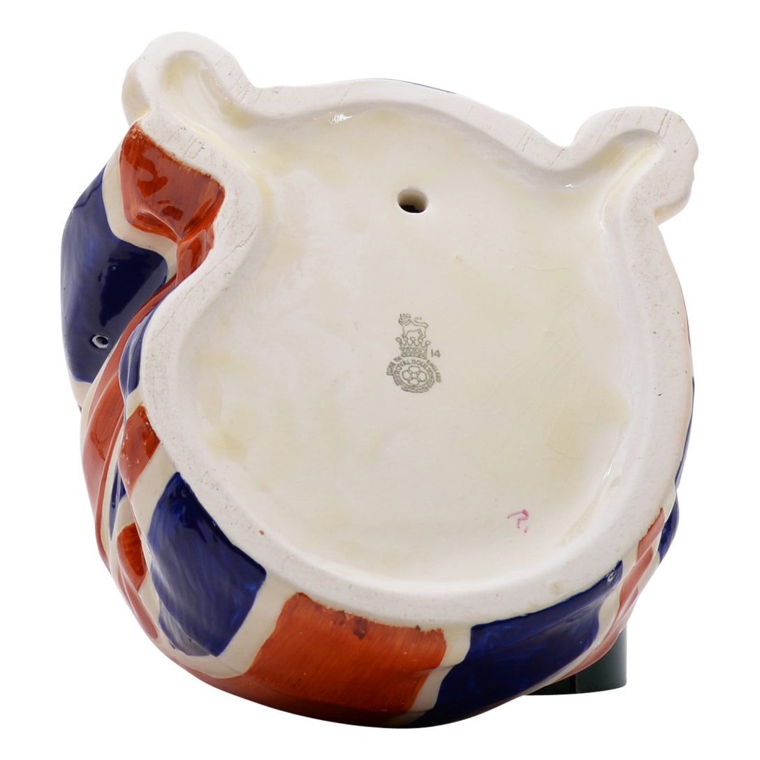 Derby,large,union jack,w/cigar, dog sculpture