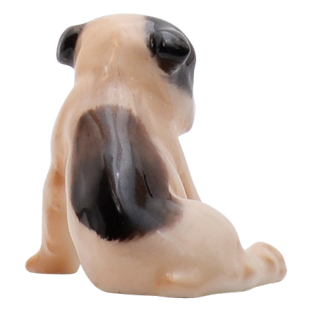 Bulldog K2 dog sculpture