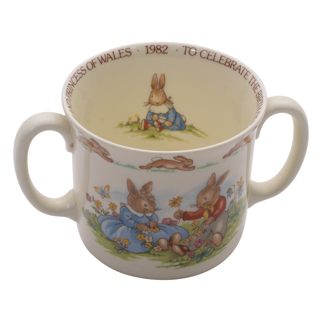 Giving flower bunnykin loving cup