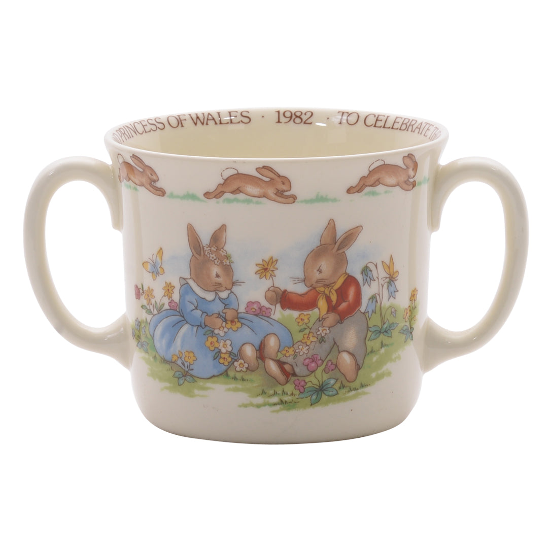 Giving flower bunnykin loving cup