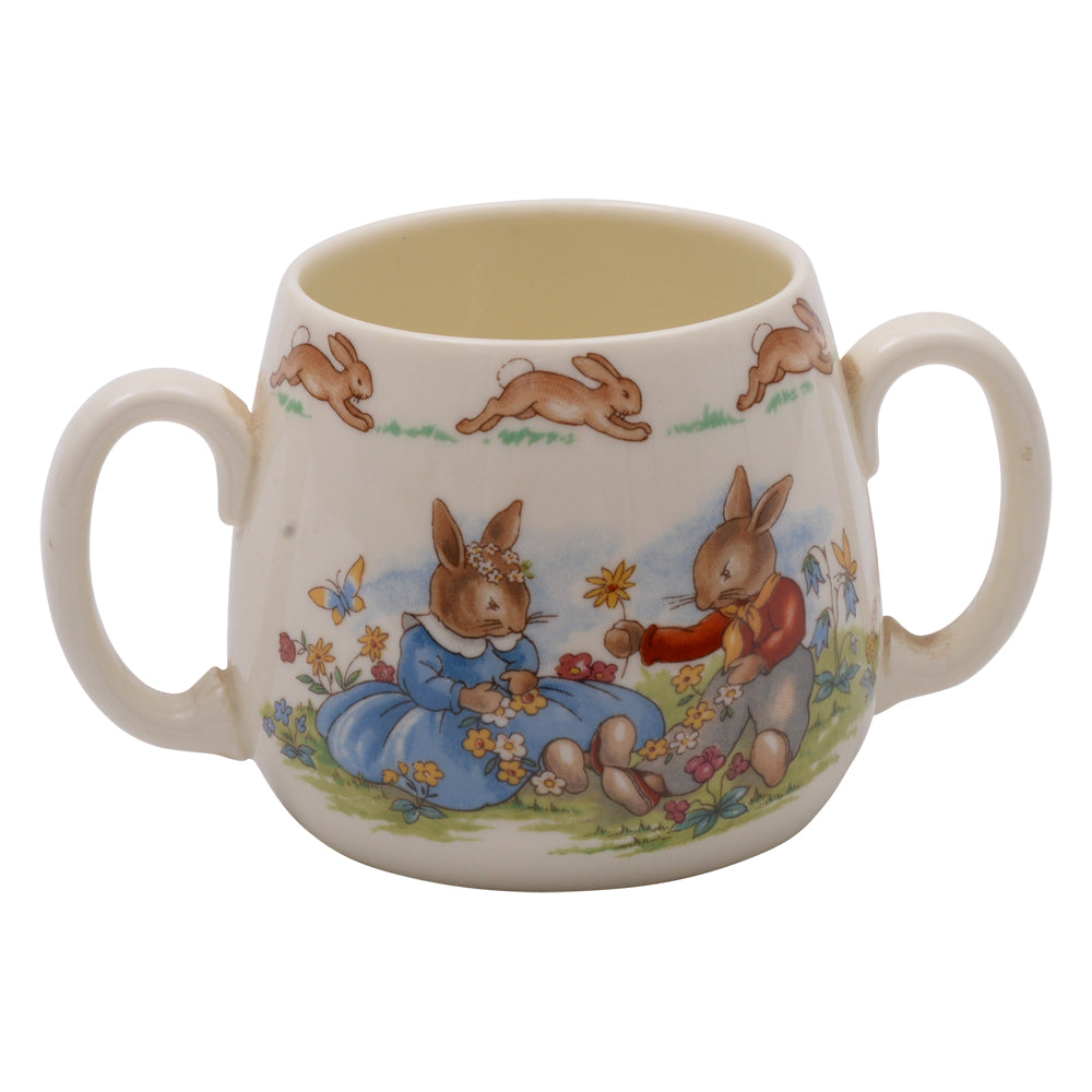 Giving flower bunnykin loving cup