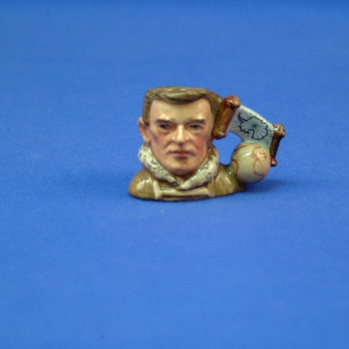 Captain Scott Tiny D7082