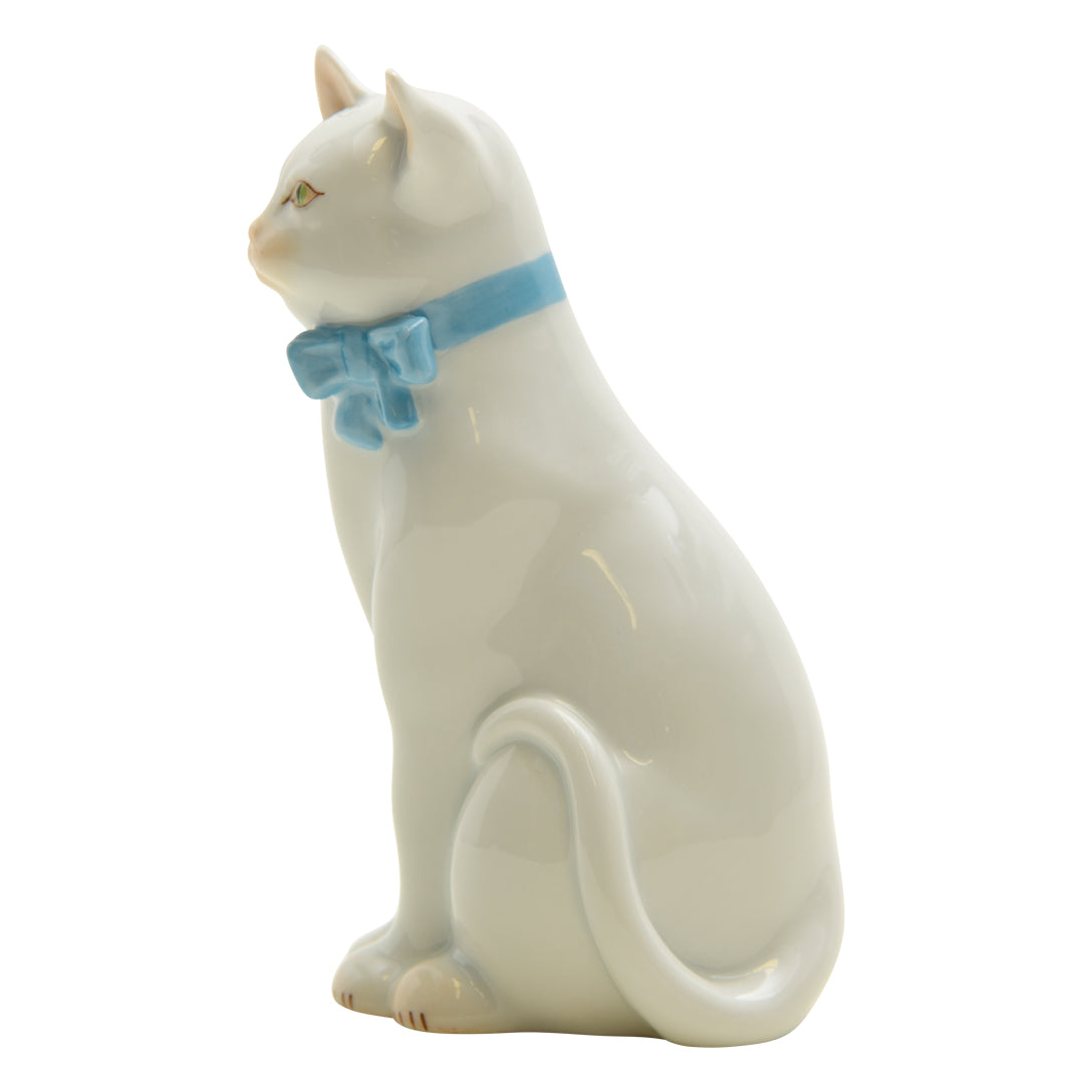 Hvngary Cat with Blue Bow