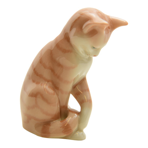 Royal Copenhagen Cat Miniature #677