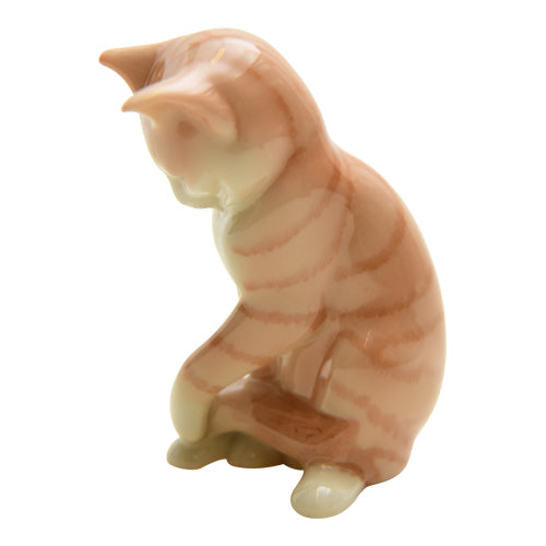 Royal Copenhagen Cat Miniature #677