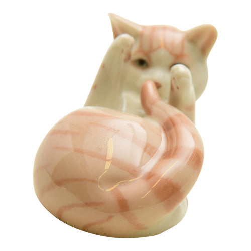 Royal Copenhagen Miniature Collection  # 679