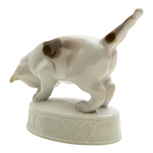 Rosenthal Bavaria Cat w/Bee 1926