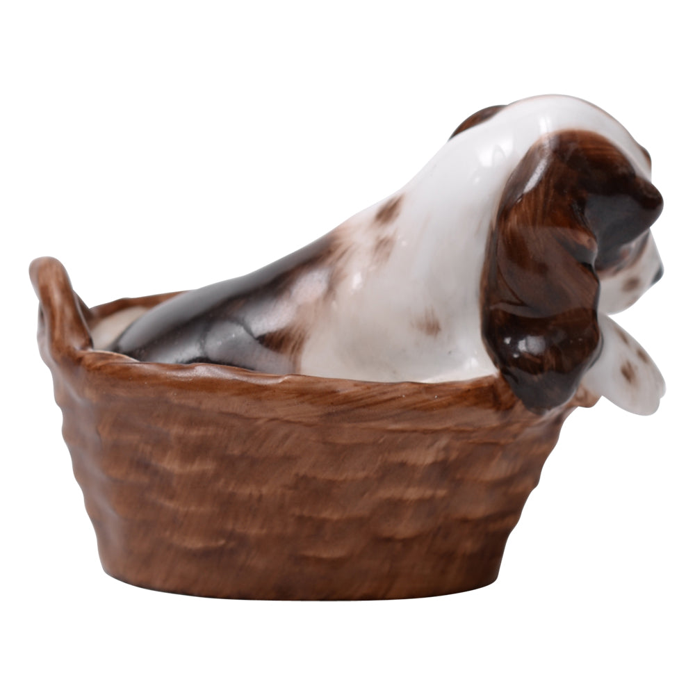 Cocker Spaniel Chewing Basket Handle HN2586