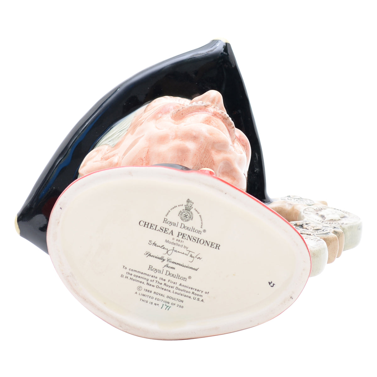 Chelsea Pensioner Large Holmes