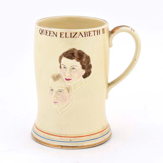 Elizabeth II Musical Coronation Mug Crown Devon