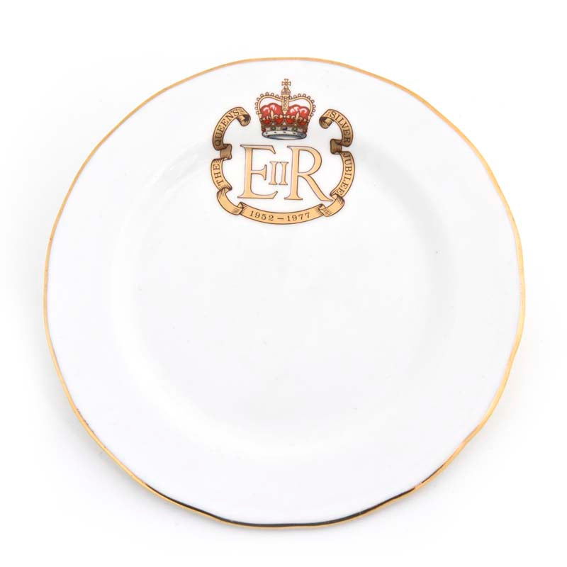 Elizabeth Silver Jubilee Plate