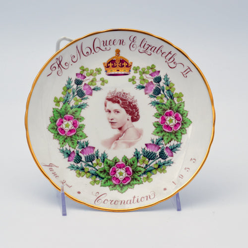 Plate, h.m queen elizabeth ii