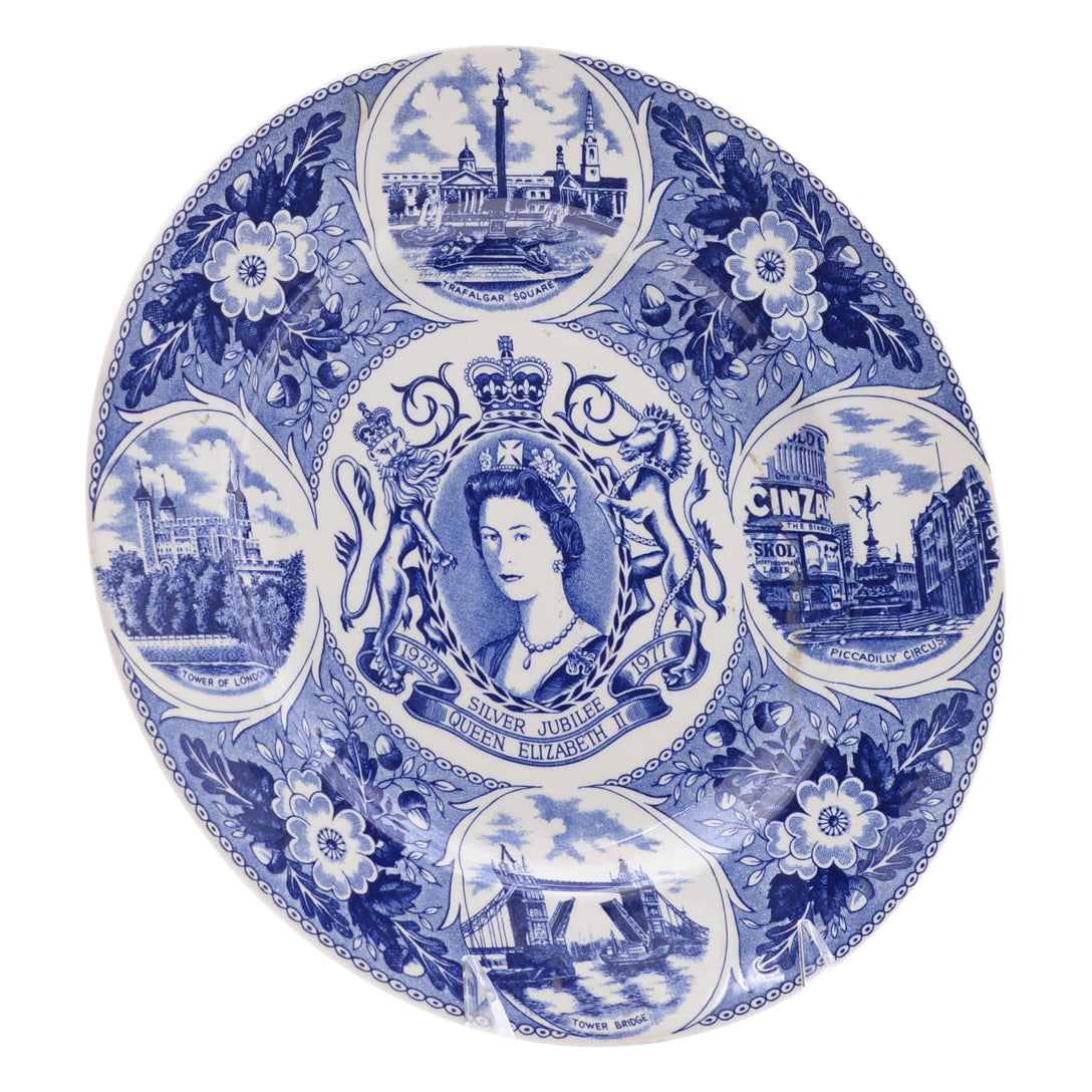 Elizabeth R Plate Queen Elizabeth II plate - pascoeandcompany