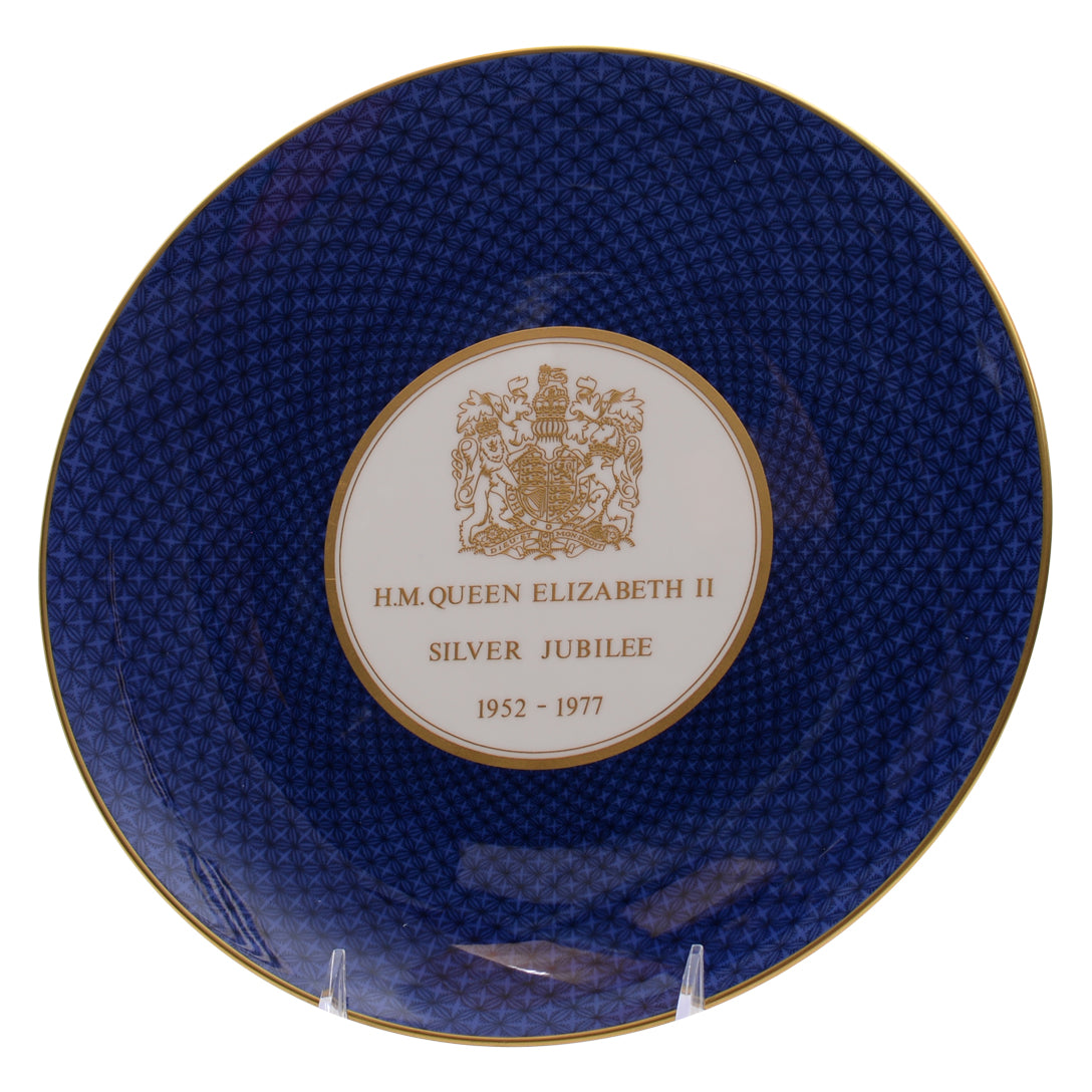 HM Queen Elizabeth II silver jubillee plate