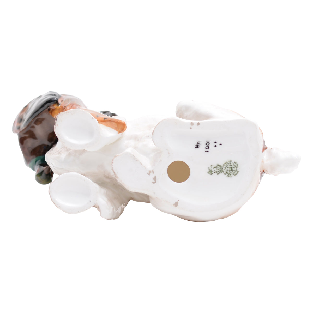 Cocker spaniel with pheasant animal figurine