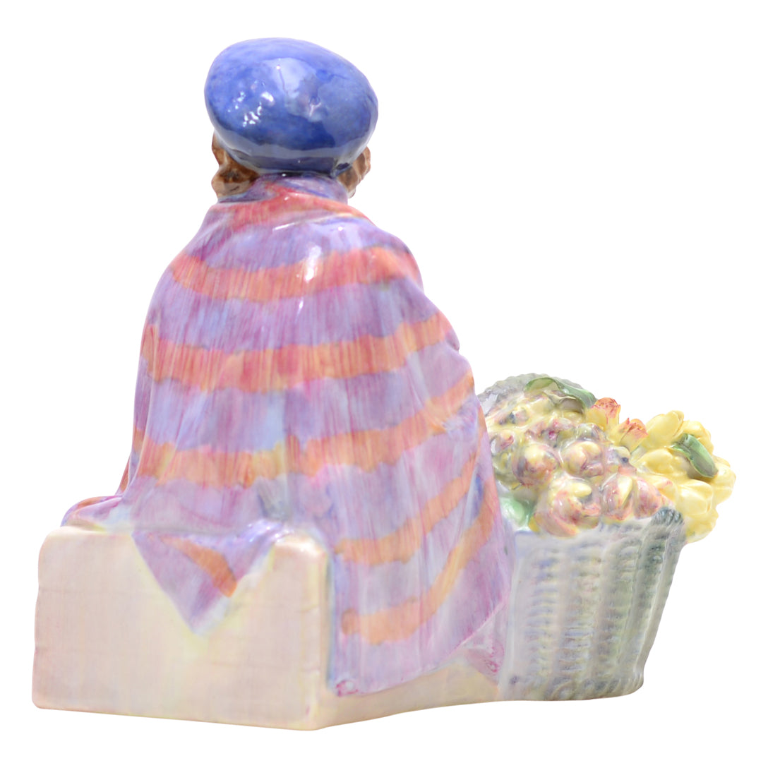 Curly Knob Figurine