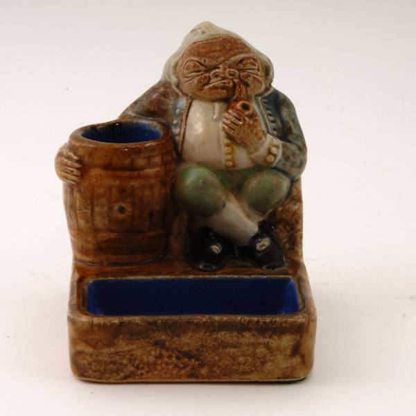 Gnome Smoking Match Holder