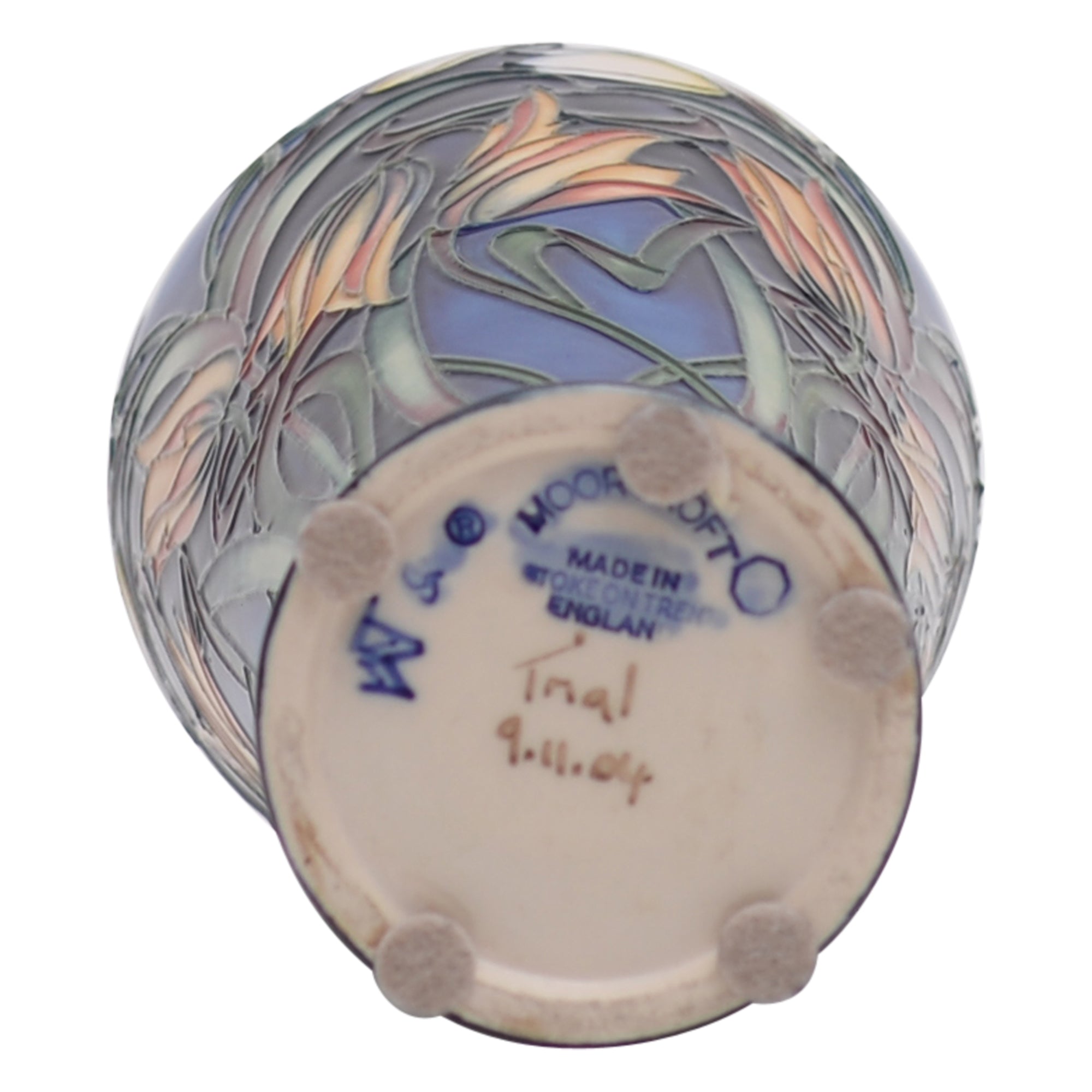 Loch Hope vase trial shape 122