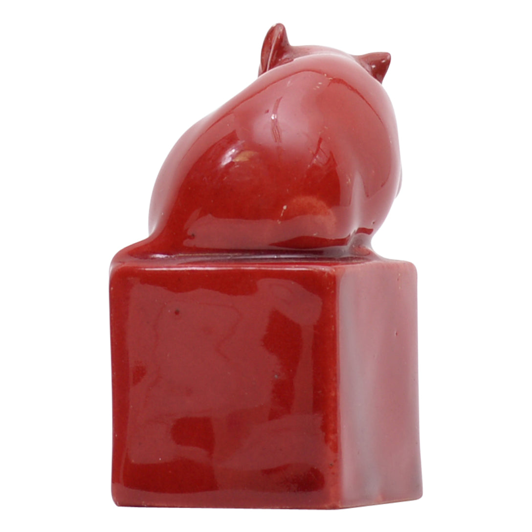 Mouse on cube