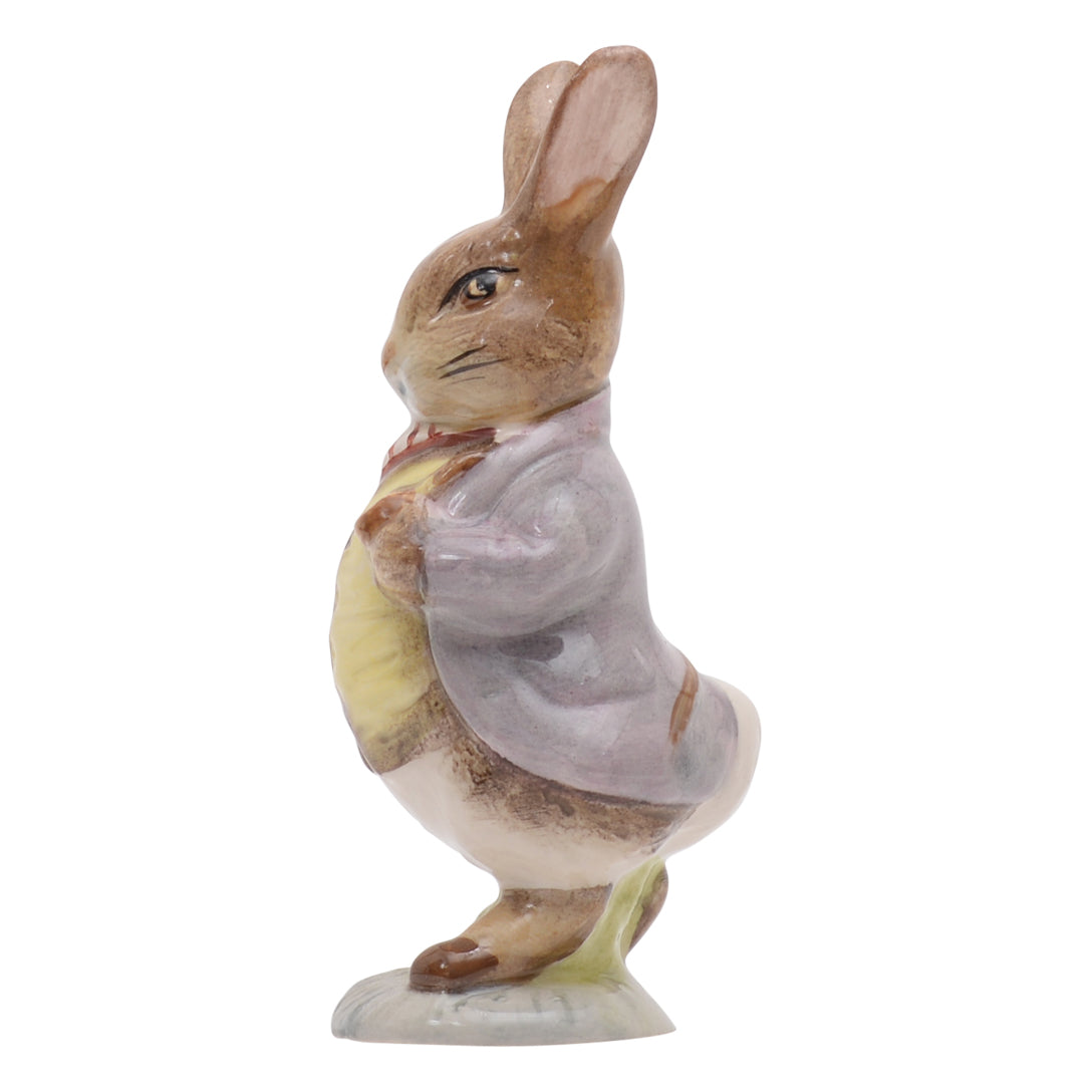 Mr. Benjamin Bunny sculpture