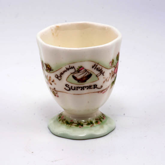 Egg Cup Brambly Hedge -  Summer