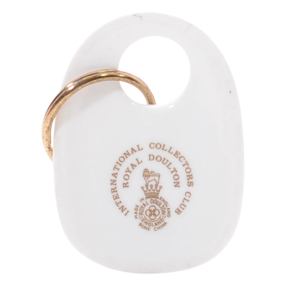 Keychain lion on crown