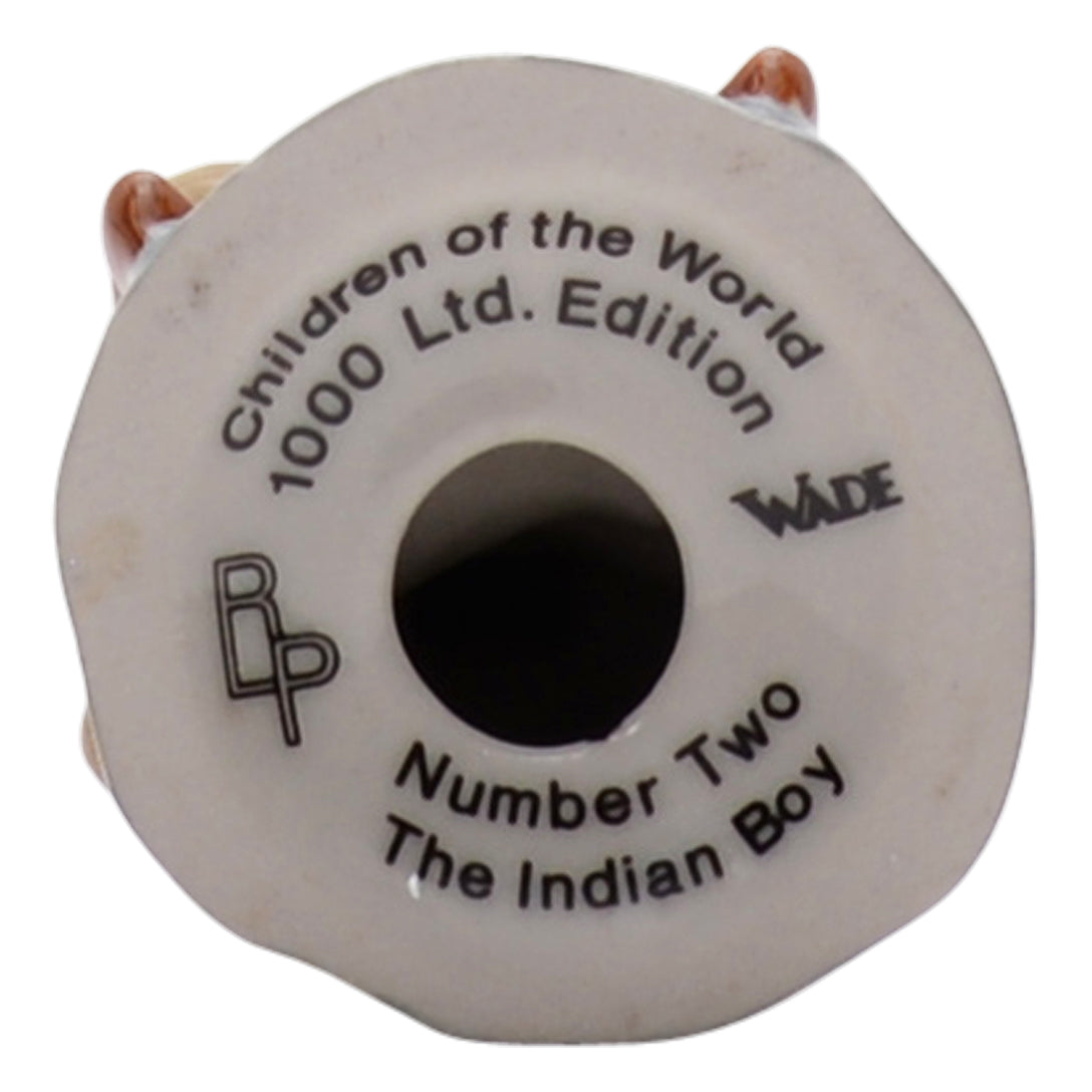 Figurine Indian Boy