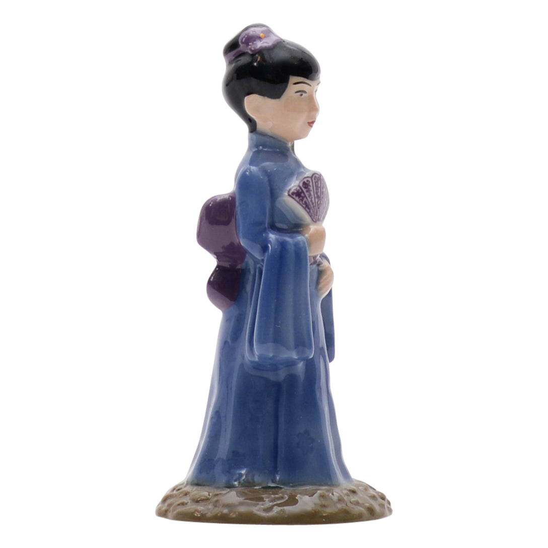Figurine Japanese Girl