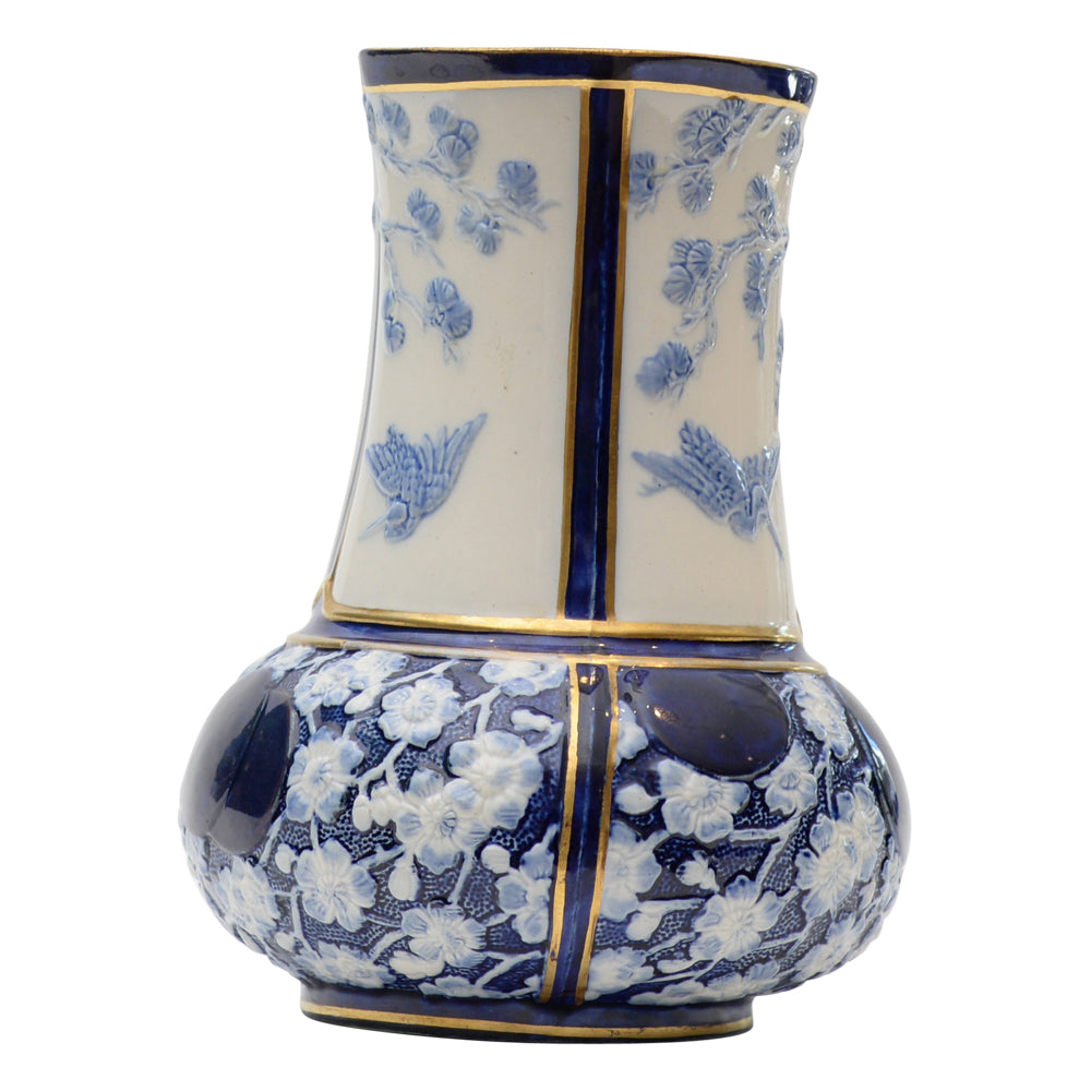 Pitcher Birds Scene