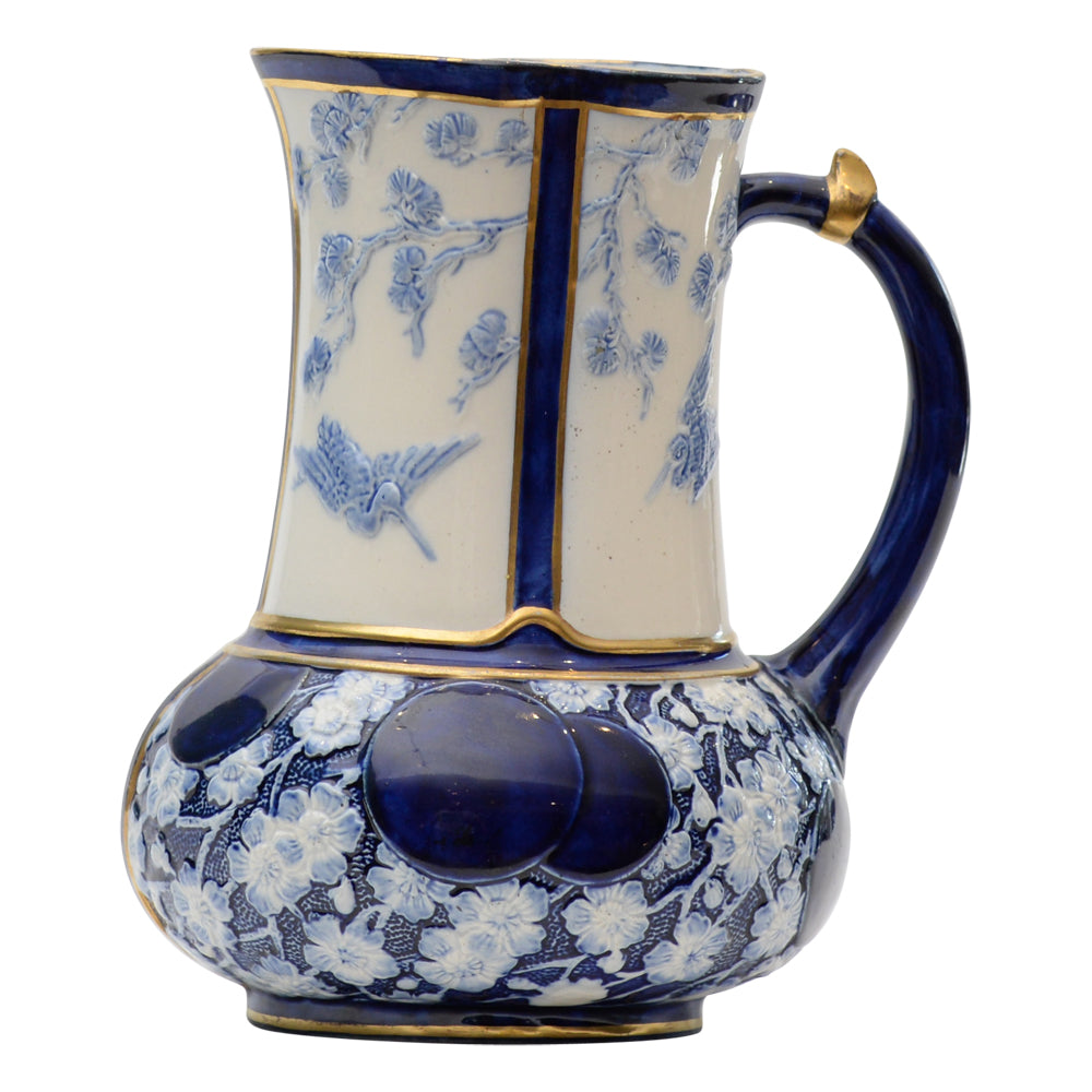 Pitcher Birds Scene