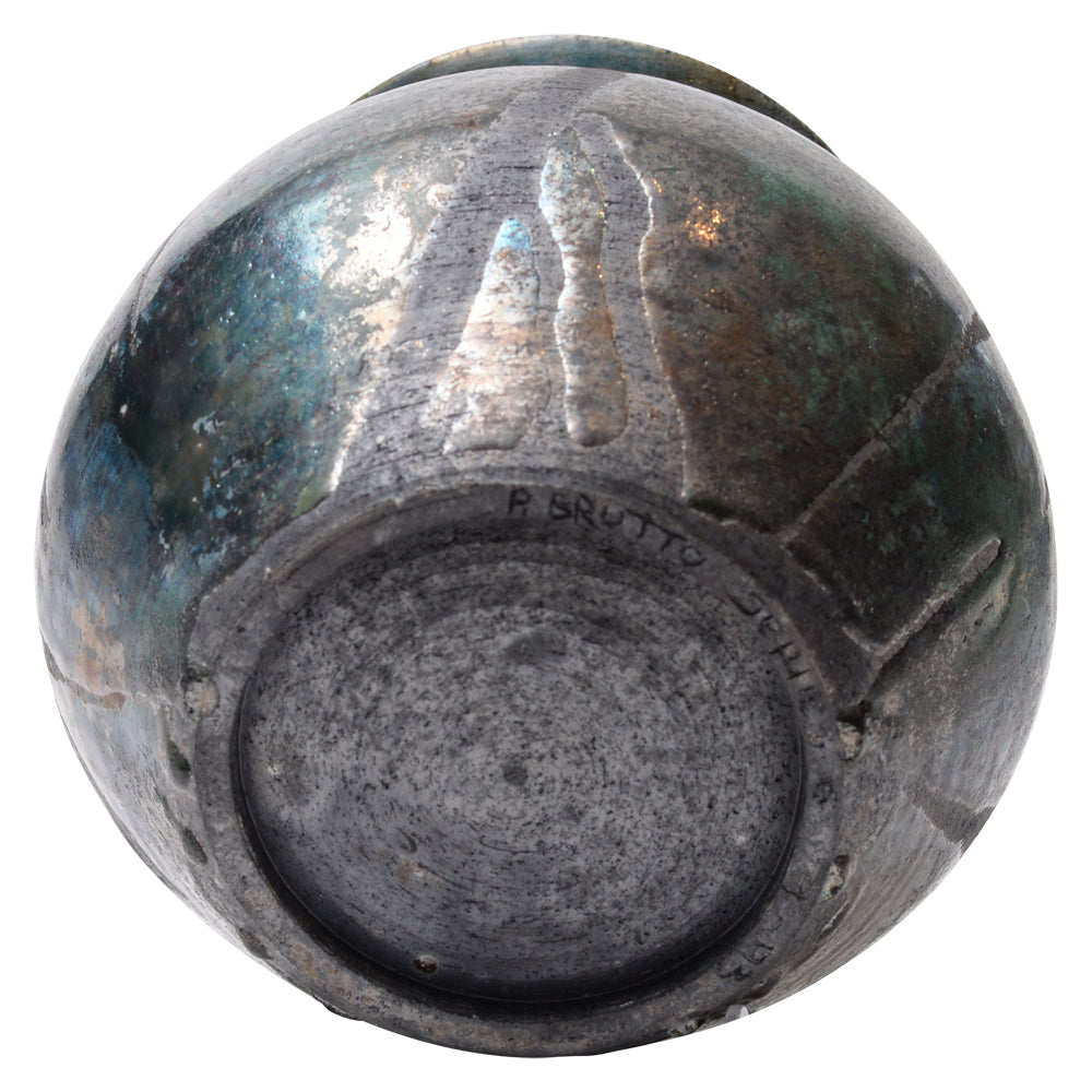 Vase Metal Design