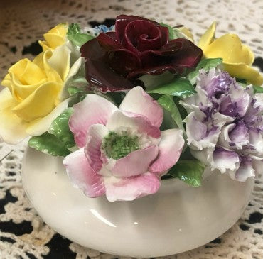 Bowl with flowers sculpture