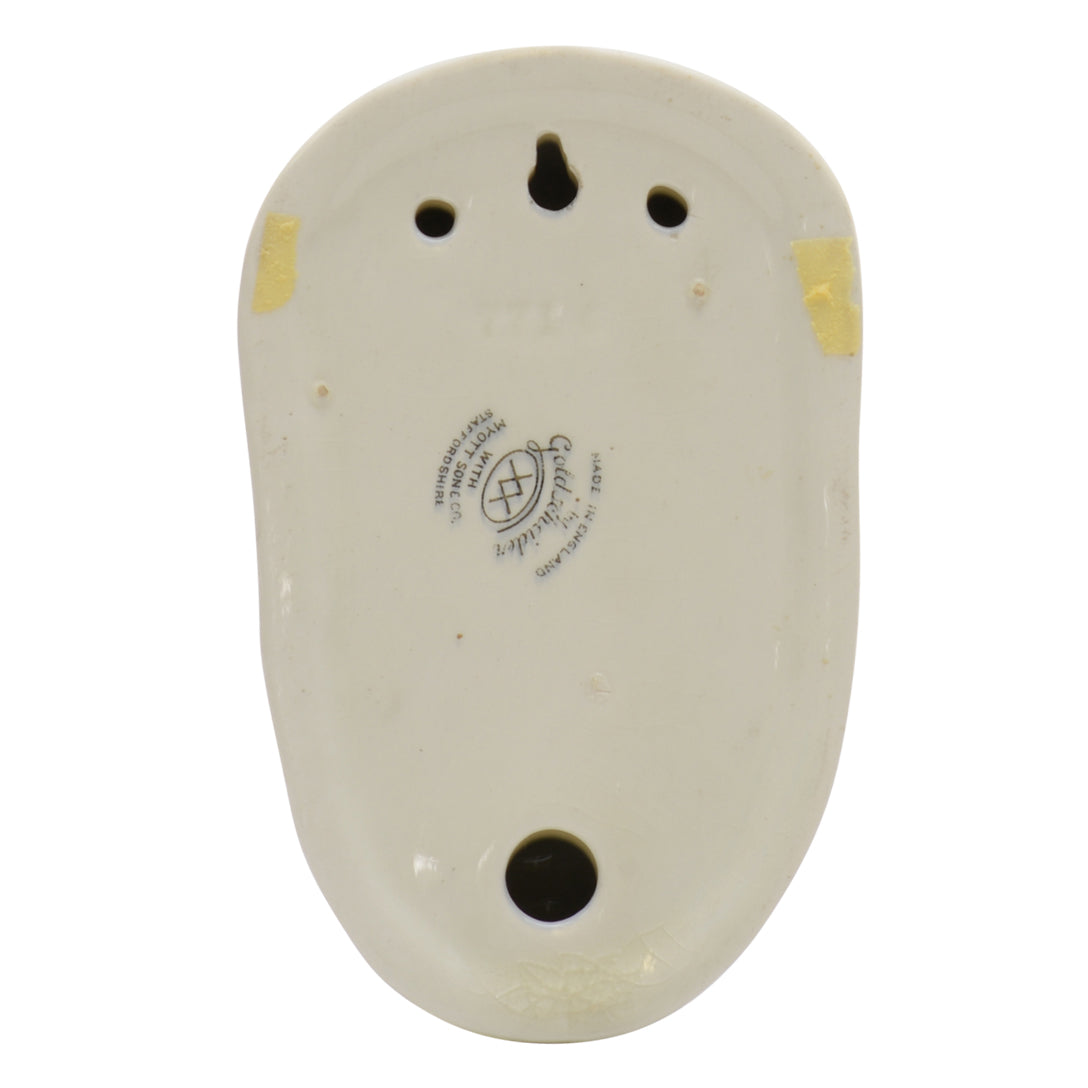 Chirchill wall mounted face sculpture
