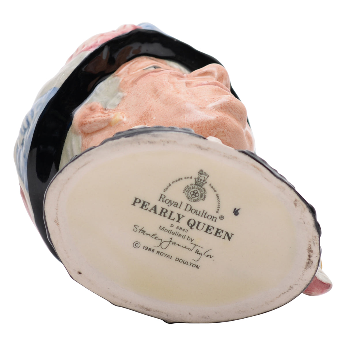 Pearly Queen Small D6843