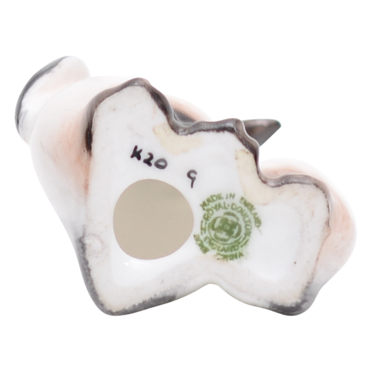 Penguin with Chick Under Wing K20