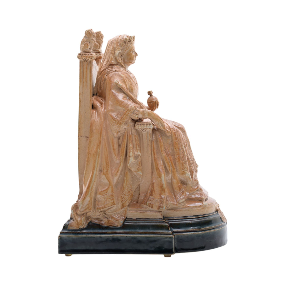 Queen Victoria statue colorway