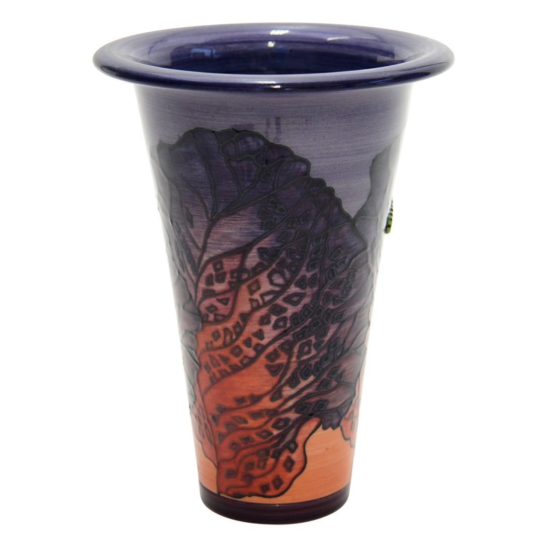 Red cabbage flute vase
