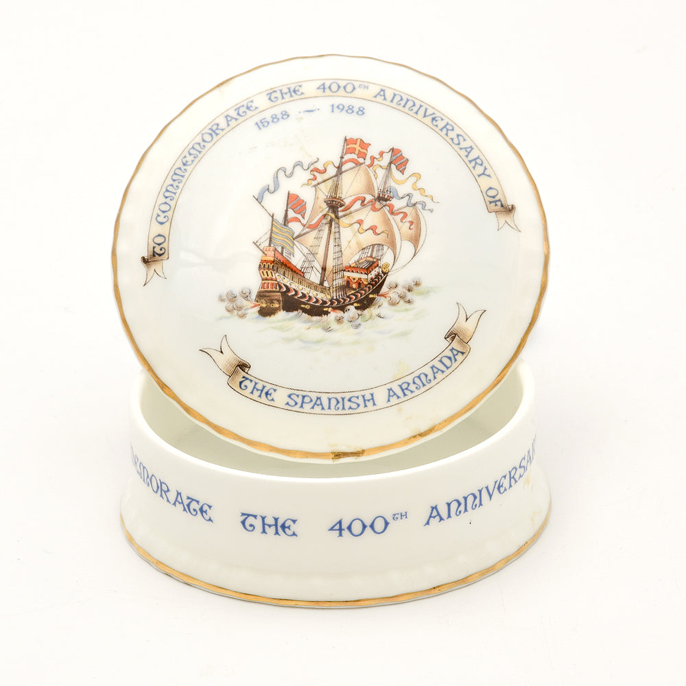 Round box the spanish armada