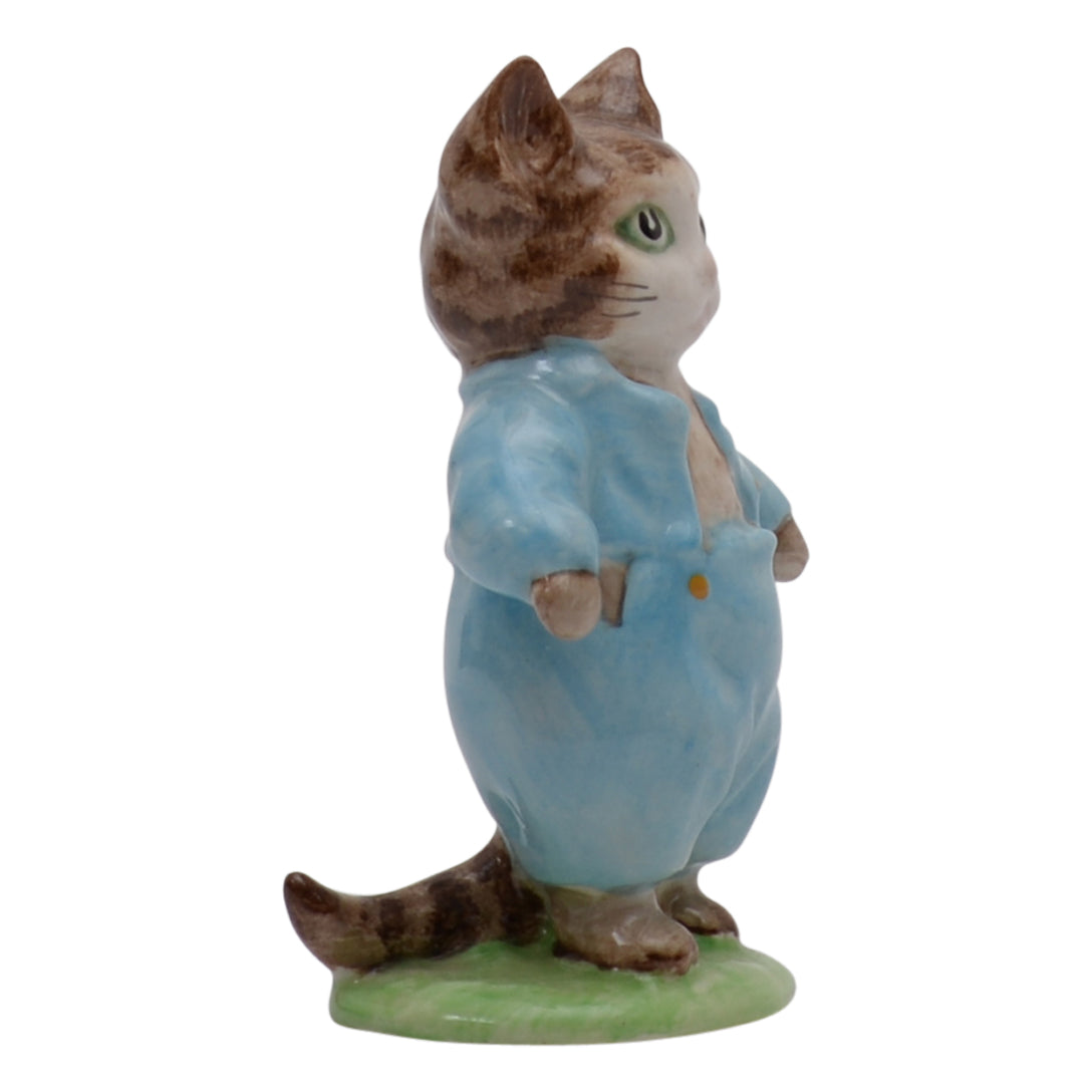 Tom Kitten cat sculpture