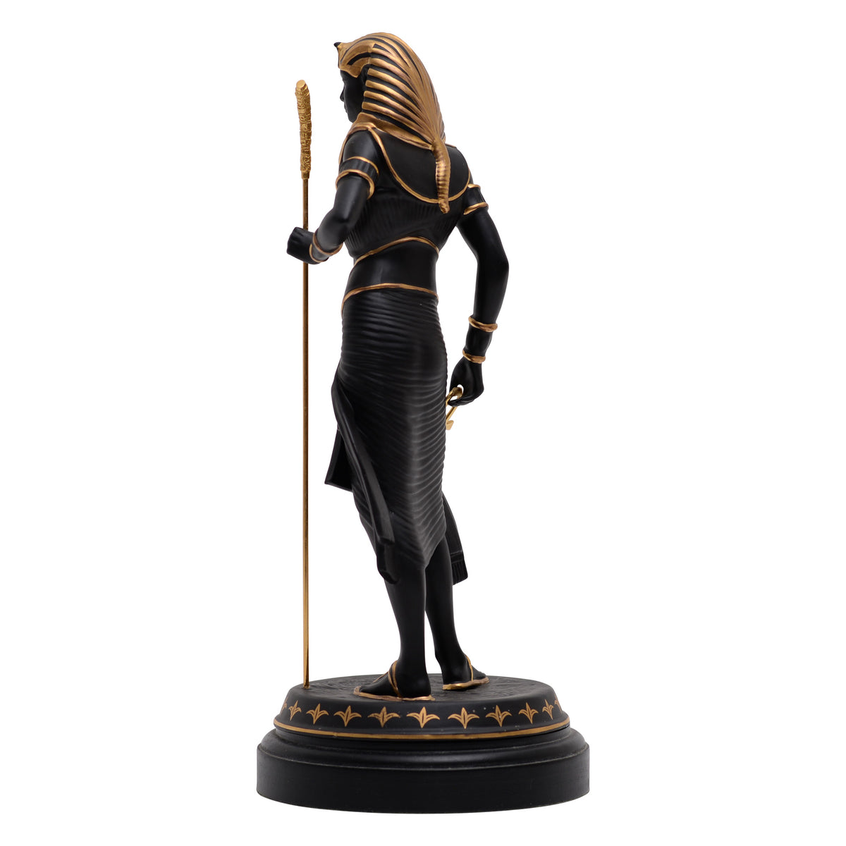 Tutankhamun figure