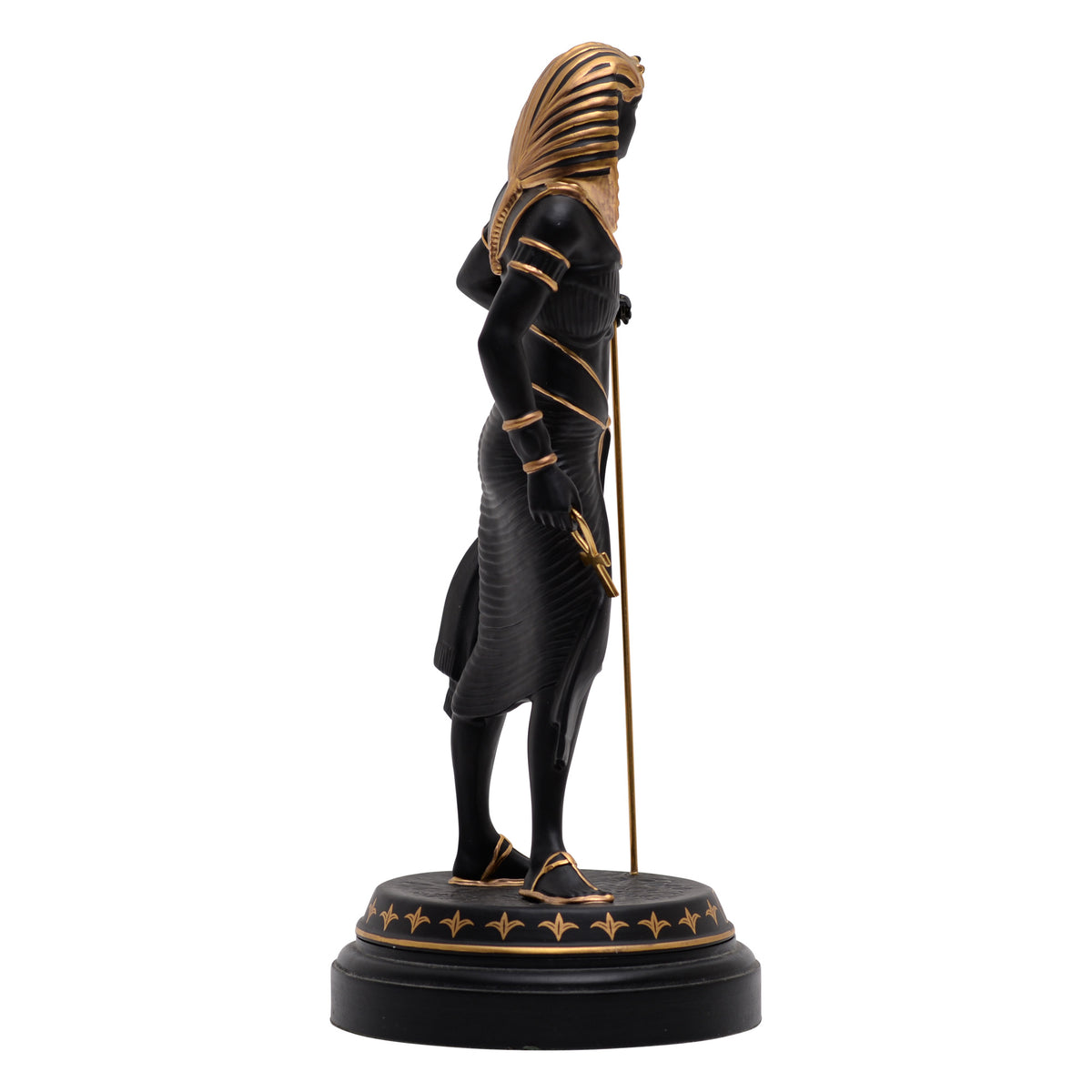 Tutankhamun figure