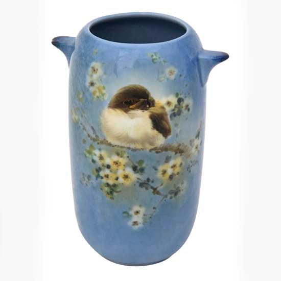 Titanian Young Warbler Vase