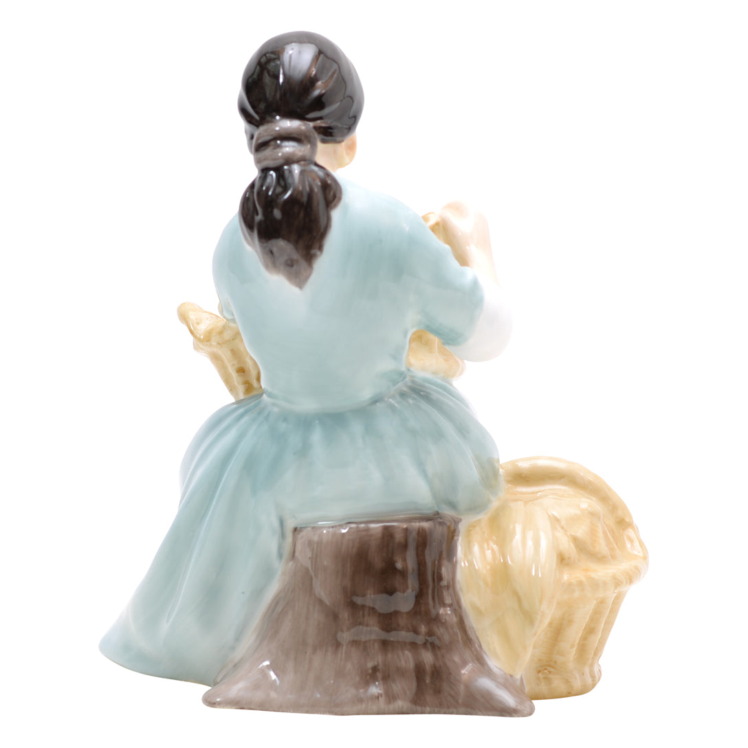 Basket Weaver HN2245