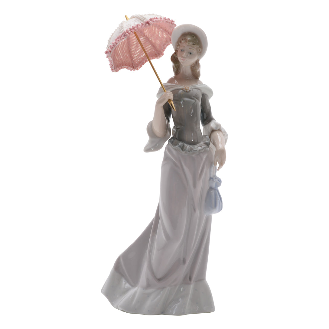 Lladro Figurine Lady With Umbrella