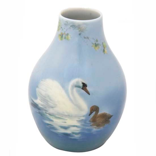 Titanian Swan Vase