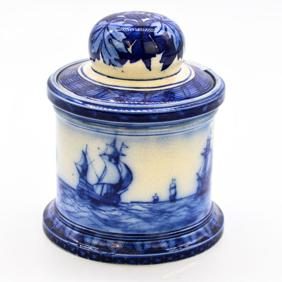 Tobacco Jar, Galeon
