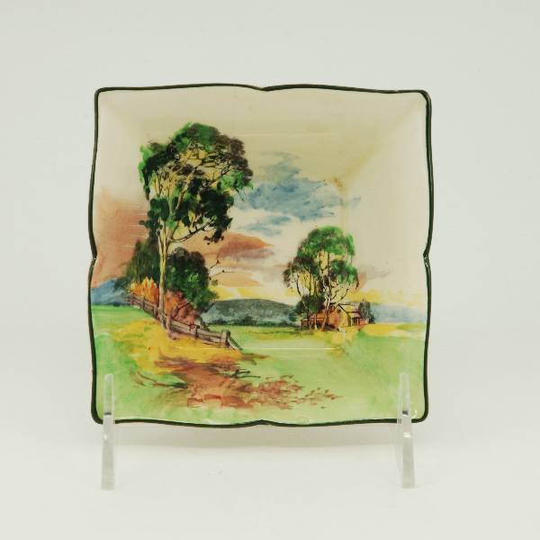 Gum Trees Square Dish D5506